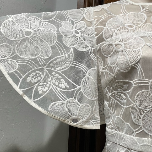 Few Moda Dress - Picture 4 of 5